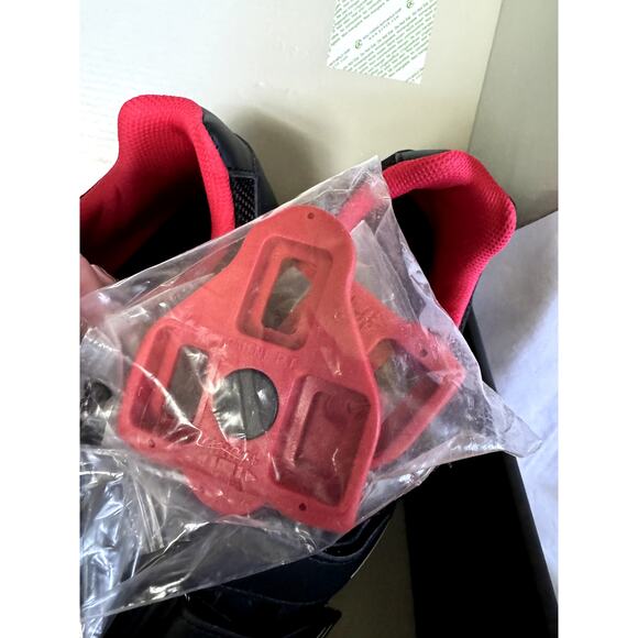 PELOTON PL-SH-B-41 Cycling Shoes Hook Loop Size 8 Men/10 Women EU 41 bike - Picture 8 of 11